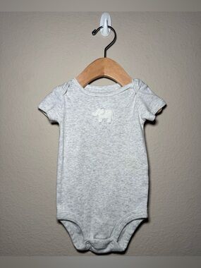 Carter’s 6 months grey Elephant theme Onesie